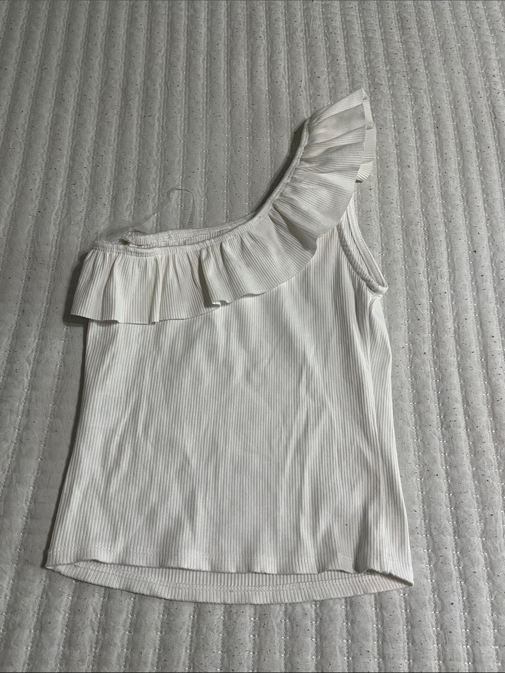 One-Shoulder Ruffle Ribbed Tank Top - White - Picture 3 of 3